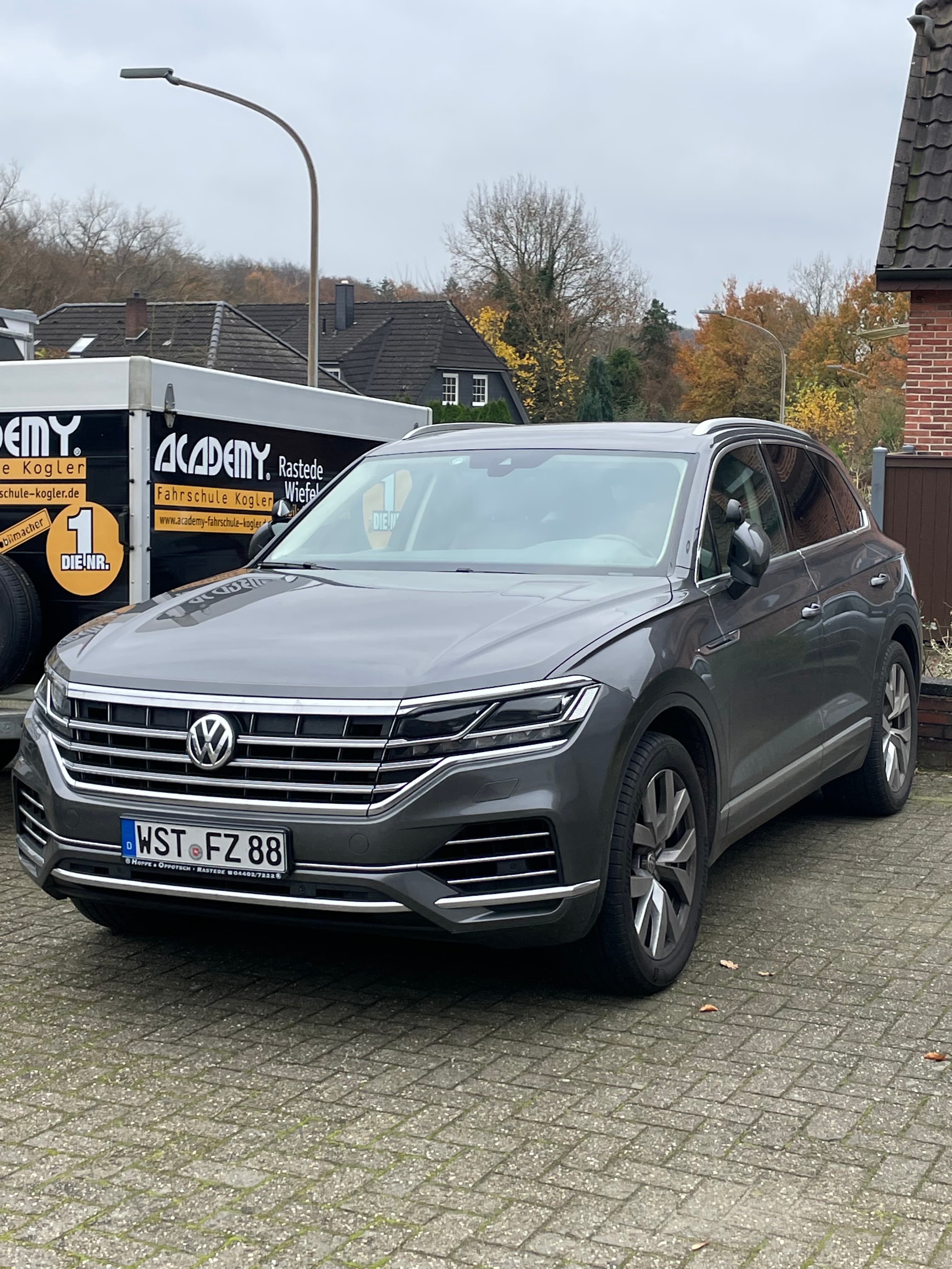 VW Touareg WST-FZ 88