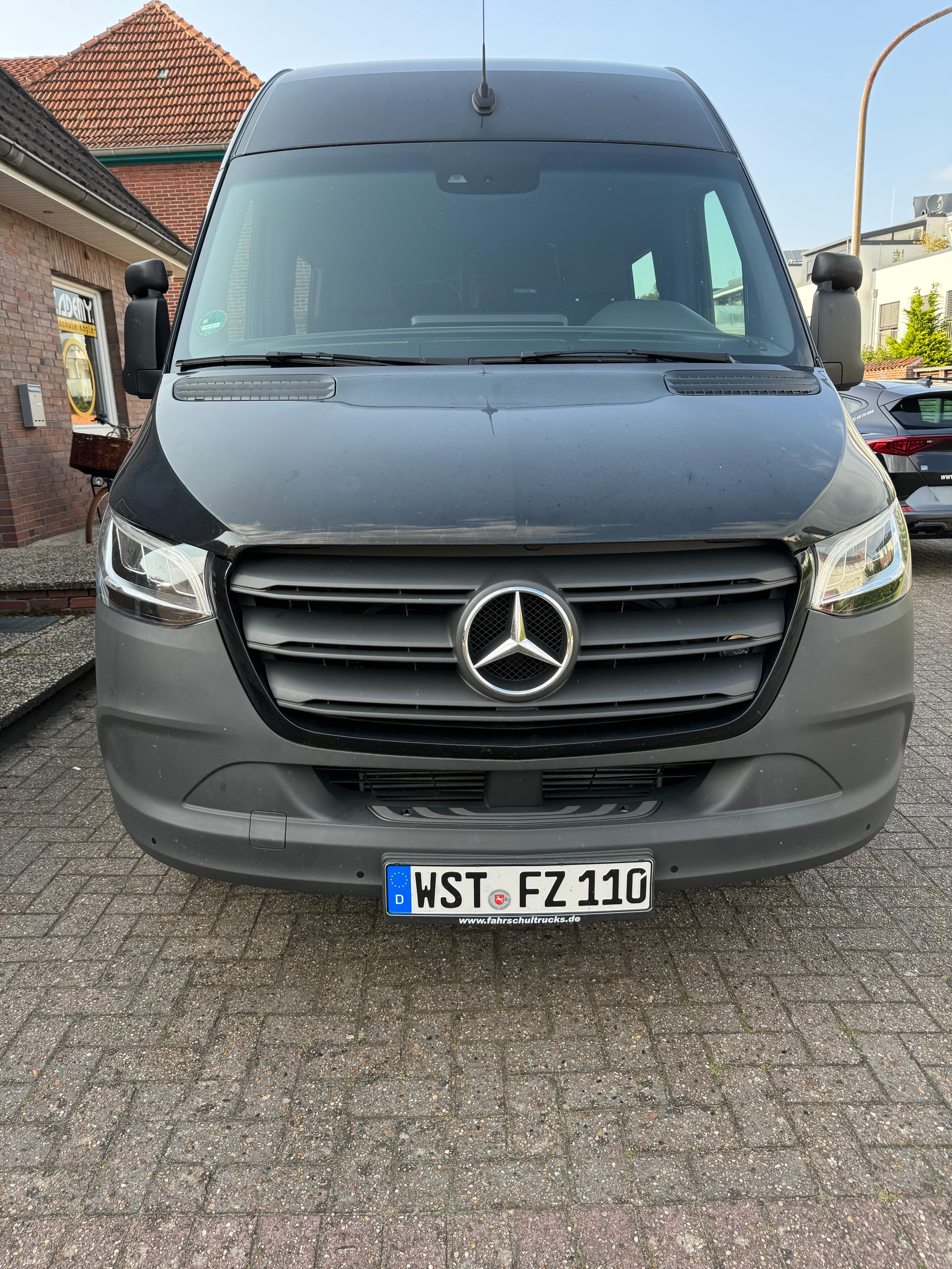 Mercedes Sprinter WST-FZ 110